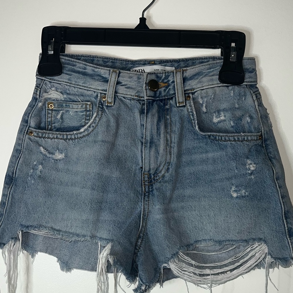 Zara short